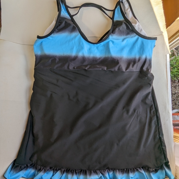 Xuanfei Women's One piece swimsuit size 4XL gradient print ruffles hem Q-1 - Picture 10 of 10